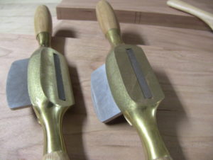 spokeshave round and flat soles