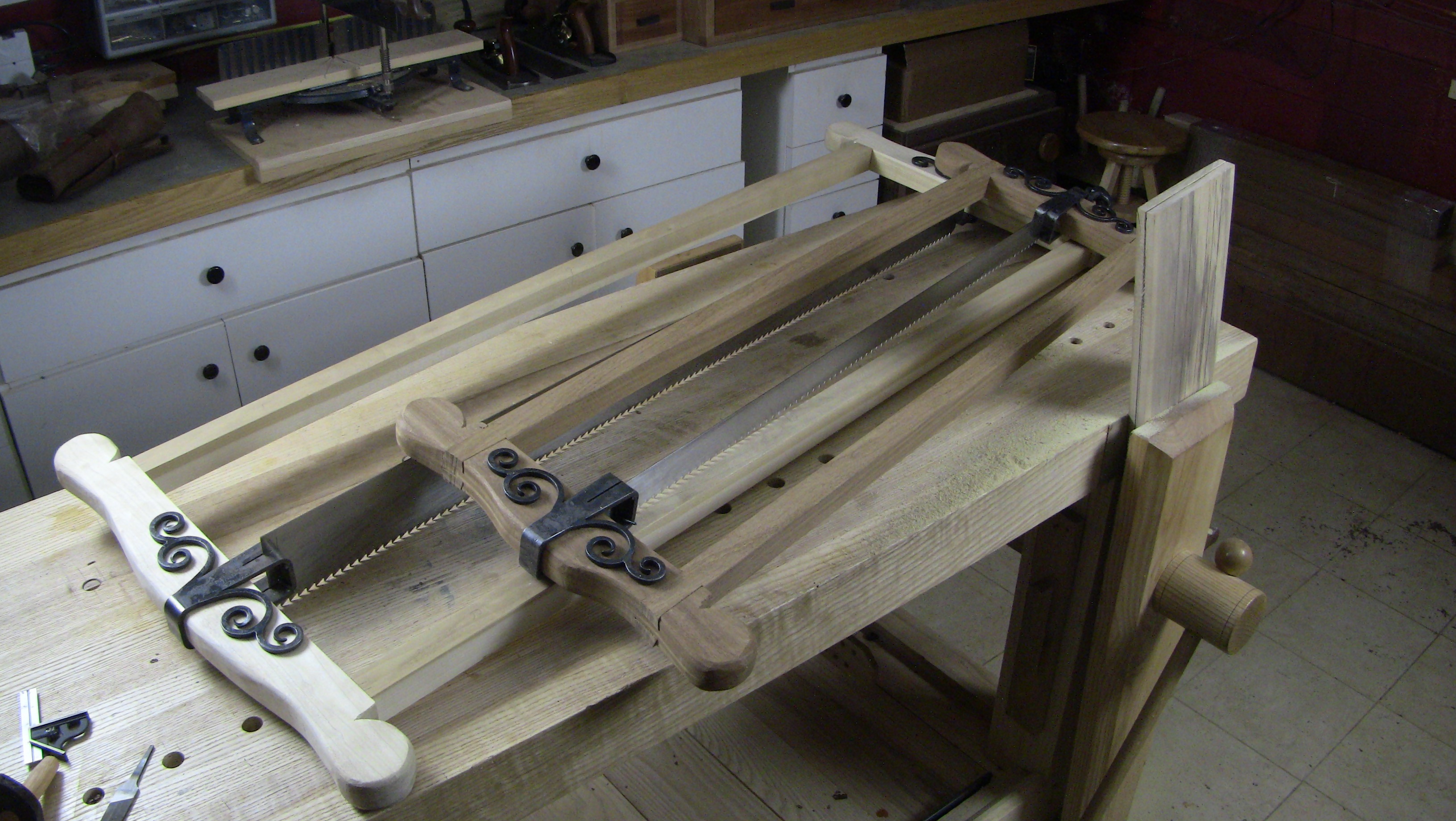 resawing frame saws