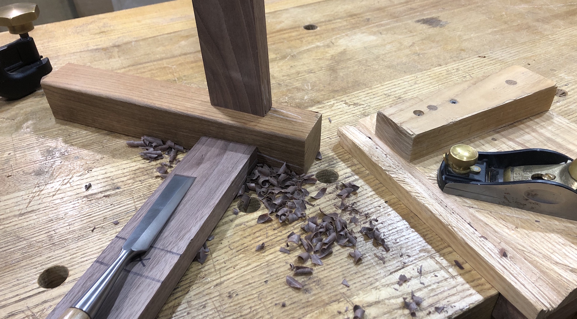 corner mortise and tenon joint